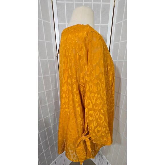NWT Avenue Mustard Semi Sheer Leopard Jacquard Popover Tunic Plus Size: 26/28 - Picture 5 of 7
